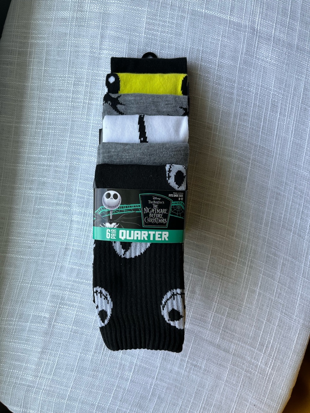 Disney Men’s Socks Pack of 6 - Black, Gray, White, Yellow-size 8-12